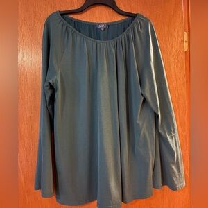 Clinton Kelly Green Women's Top XL 🐸